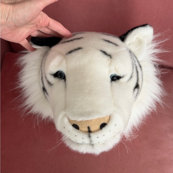 wild and soft Other - White Tiger Plush Wall hanging nwot